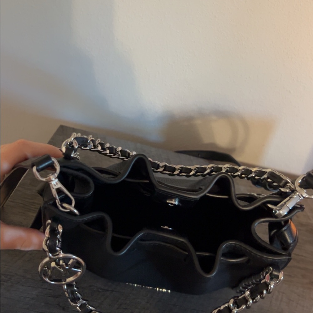 Michael Kors Black Leather Shoulder Bag with Silver Chain - Picture 3 of 5